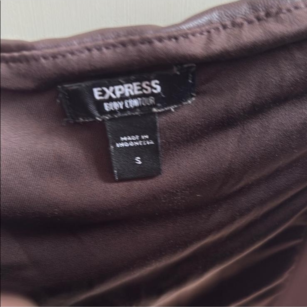 Express Chocolate Body Contour Top